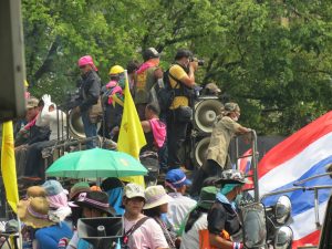 Demonatrstion in Bangkok Februar 2014 by Birgit Strauch Thaimassage & Bewusstseinscoaching