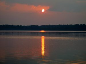 Fische Sonnenuntergang Laguna Lachua Guatemala by Birgit Strauch Shiatsu & Bewusstseinscoaching