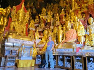 Pindaya Höhlen Myanmar by Birgit Strauch Shiatsu & Bewusstseinscoaching