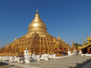Shwezigon Pagode Nyaung U Myanmar by Birgit Strauch Shiatsu & Bewusstseinscoaching