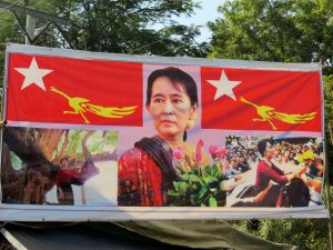 Aung San Suu Kyi Radtour Bagan by Birgit Strauch Shiatsu & Bewusstseinscoaching