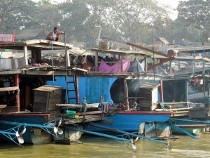 Patenkind Mandalay Hafen Myanmar by Birgit Strauch Shiatsu & Bewusstseinscoaching