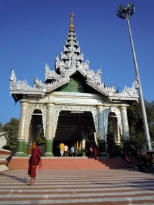 Mahamuni Pagode Mandalay by Birgit Strauch Bewusstseinscoaching & Shiatsu