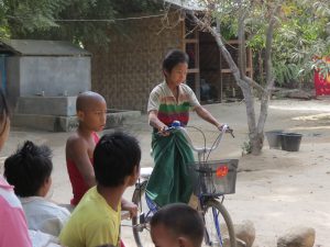 Patenkind Mingun Irravaddy Myanmar by Birgit Strauch Shiatsu & Bewusstseinscoaching