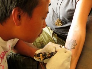 Tattoo Pho Cho Shan Ink Nyaung Shwe Myanmar by Birgit Strauch Shiatsu & Bewusstseinscoaching