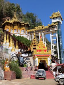 Höhlen von Pindaya Buddha Myanmar by Birgit Strauch Lifecoach Bewusstseinscoaching