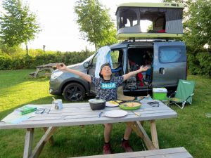 Minicamper Tour nach Seredzius an der Memel auf dem Campingplatz by Birgit Strauch