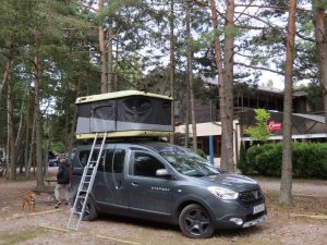 Mit Minicamper & Dachzelt auf die Kurische Nehrung Campingplatz Nida by Birgit Strauch