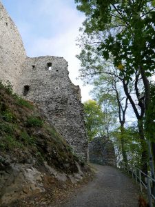 Mit dem Minicamper zur Burg Tolstejn Tschechei bei Birgit Strauch