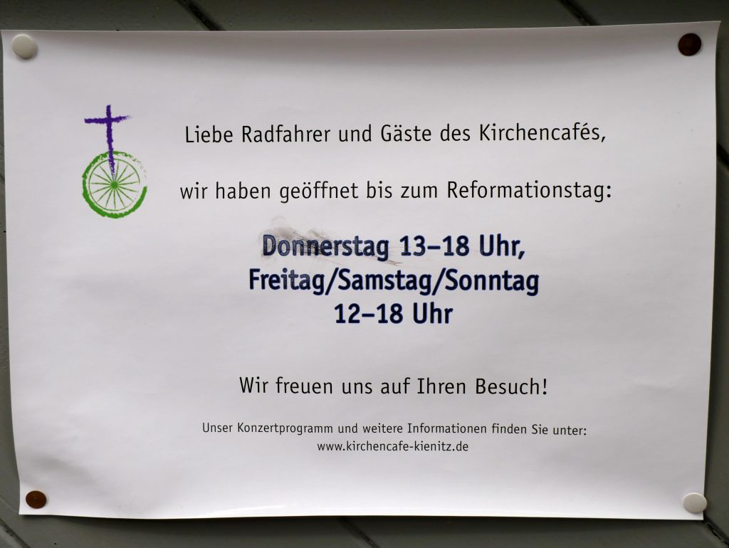 Kirchencafe von Kienitz by Birgit Strauch